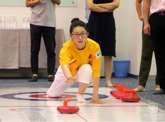 2022冬奧季，核舟體驗(yàn)這款高雅時尚的冰壺團(tuán)建項(xiàng)目你要了解一下