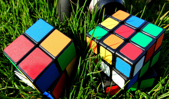 共創(chuàng)魔方團(tuán)建